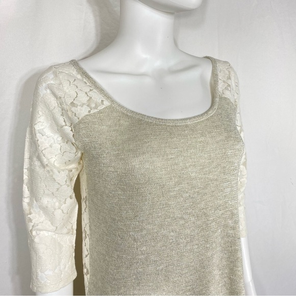 Abercrombie & Fitch 3/4 Sleeve Lace & Gold Knit Top - Picture 2 of 7